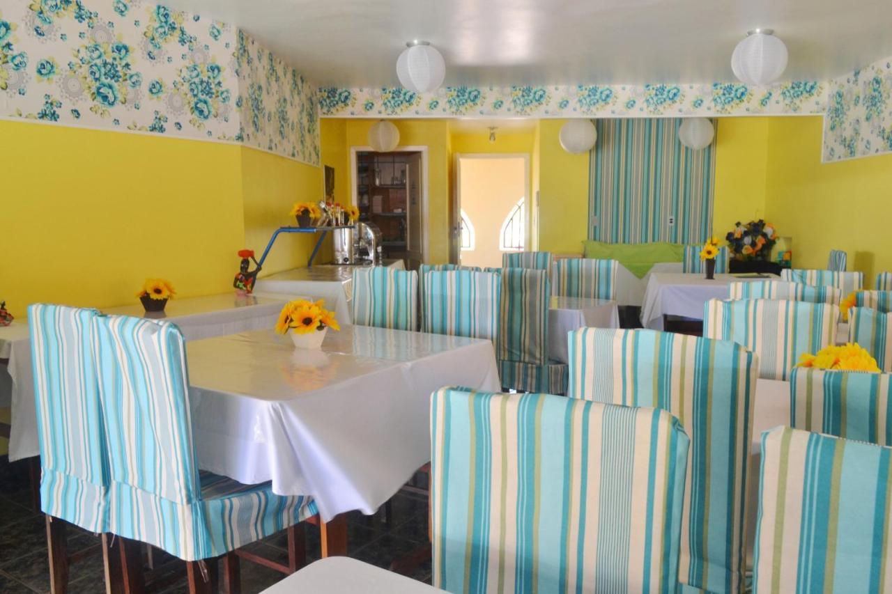 Hotel Brisa Dos Abrolhos Alcobaca Bagian luar foto